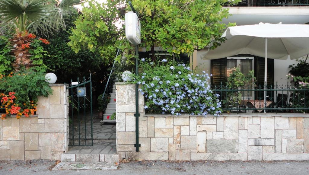 Grivas Apartments Sívota Exterior foto